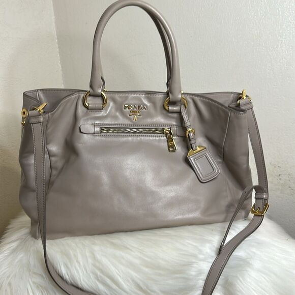 💯Authentic Prada Two-way Tote Bag🍀 - Picture 16 of 17